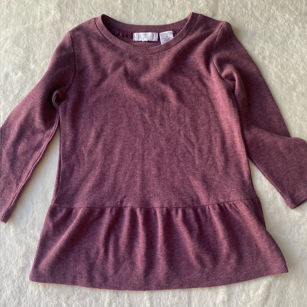 Ivy + Main Top Waffle‎ knit Flowy 3/4 Sleeve Size Medium 7/8 Tillys Purple